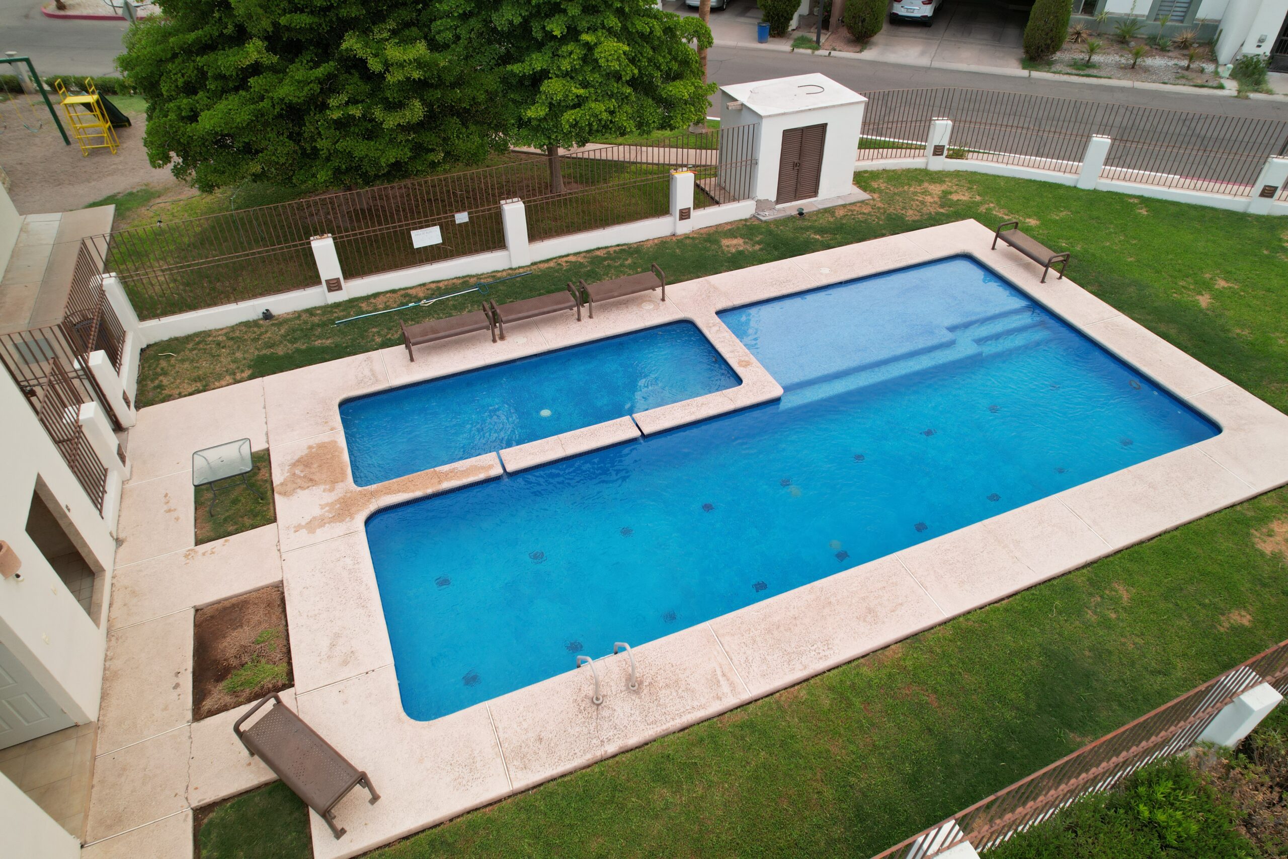 https://casademo.livinghermosillo.com/wp-content/uploads/2025/08/DJI_0132-scaled.jpg