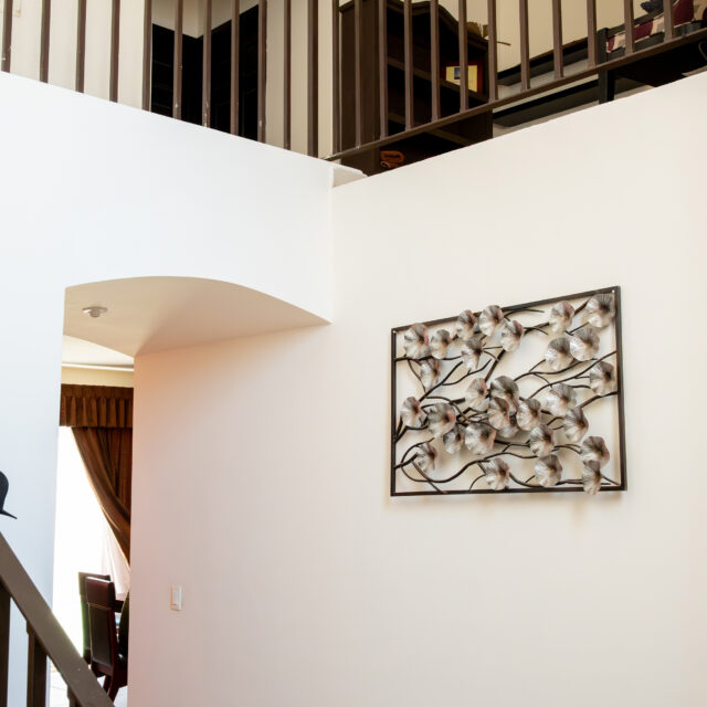https://casademo.livinghermosillo.com/wp-content/uploads/2025/08/Z62_2148-640x640.jpg