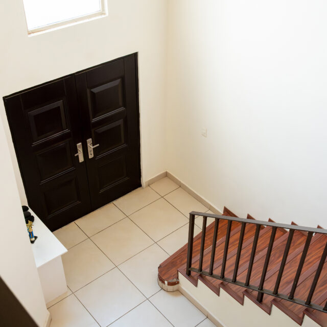 https://casademo.livinghermosillo.com/wp-content/uploads/2025/08/Z62_2155-640x640.jpg